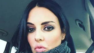 Όλγα Λαφαζάνη | Ποζάρει με φουσκωμένη κοιλίτσα στον 8ο μήνα της εγκυμοσύνης