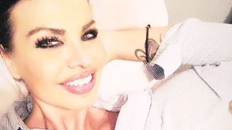 Νίνα Λοτσάρη | Η φωτογραφία με το μαγιό και το photoshop!