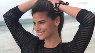 Χριστίνα Μπόμπα | Το video από την παραλία στον Άγιο Δομίνικο