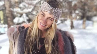 Δούκισσα Νομικού | Η τρυφερή αγκαλιά και το φιλί στον Δημήτρη Θεοδωρίδη