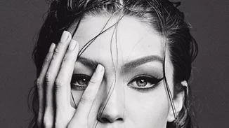 Gigi Hadid | Και όμως, υπάρχει σωσίας της - και είναι εξίσου εντυπωσιακή!