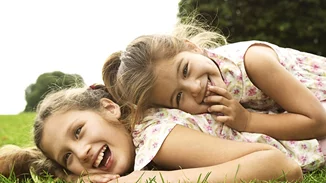 Μήπως προγραμματίζουμε υπερβολικά πολύ τις ζωές των παιδιών μας;