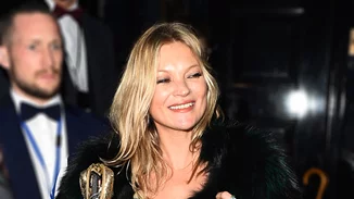 Kate Moss | Η ξεχωριστή έκπληξη που έκανε για τα γενέθλια φίλου της