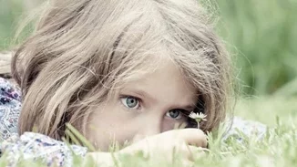 Το διαζύγιο των γονιών πληγώνει περισσότερο τα κορίτσια