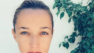 Κάτια Ζυγούλη | Ποζάρει χωρίς ίχνος μακιγιάζ στα χιόνια!