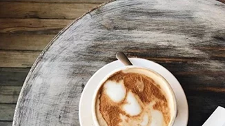 8 βιβλία για να βάλεις στην ανοιξιάτικη λίστα σου