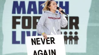 March For Our Lives | Οι celebrities που έδωσαν το παρών στην μεγάλη διαδήλωση