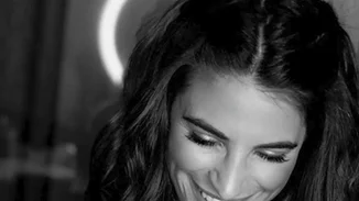 Χριστίνα Μπόμπα | Μαγνήτισε τα βλέμματα σε έξοδο με την αδερφή της