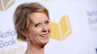 Cynthia Nixon | Θέτει υποψηφιότητα για κυβερνήτης της Νέας Υόρκης