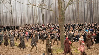 Chanel Φθινόπωρο/ Χειμώνας 2018-19 | Μέσα στο Δάσος