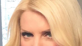 Ελένη Μενεγάκη | Ποζάρει στον φακό του Μάκης Παντζόπουλου!