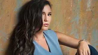 Ελένη Βαΐτσου | Ποζάρει στην παραλία και νοσταλγεί το καλοκαίρι