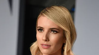 Η Emma Roberts έβαψε τα μαλλιά της στο hot χρώμα της σεζόν: Και εννοούμε το Millennial Pink!