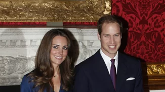 Kate Middleton | Το iconic φόρεμα αρραβώνων της είναι ξανά προς πώληση και κοστίζει περίπου €100 (!)