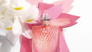Σου κάνουμε δώρο το πιο θηλυκό άρωμα με αφορμή την Παγκόσμια Ημέρα Ευτυχίας
