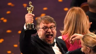 Όποιος κερδίζει στα... Oscar χάνει στην αγάπη: Ο Guillermo del Toro χώρισε μετά από 31 χρόνια!