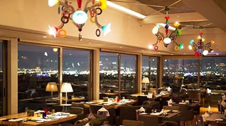 Αυτή την Άνοιξη πάμε στο St' Αstra και απολαμβάνουμε το νέο food & wine menu