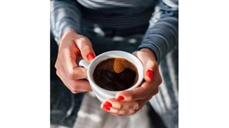 Πότε πρέπει να πιεις καφέ για ενέργεια; Μάθε ακριβώς πόσο και πότε!
