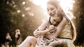 Oι ήρεμοι γονείς είναι αυτοί που μεγαλώνουν ευτυχισμένα παιδιά