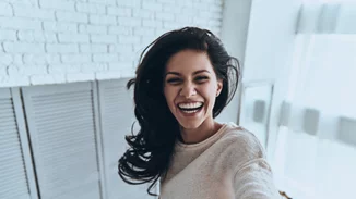 «Είμαι αυστηρή με τον εαυτό μου» | Πώς να σταματήσεις την έντονη αυτοκριτική για να πας μπροστά