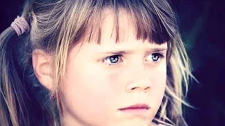 Πώς τα συναισθηματικά παραμελημένα παιδιά μπορούν να γίνουν καλύτεροι γονείς