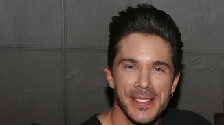 Νίκος Οικονομόπουλος: Ημίγυμνος στις Μαλδίβες! (φώτο)