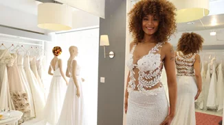 Shaya | Πρόβα νυφικού για την τραγουδίστρια