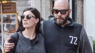 Ήβη Αδάμου | Χαλαρή έξοδος με φουσκωμένη κοιλίτσα!