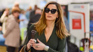 Δέσποινα Βανδή | Με άψογο look στο αεροδρόμιο