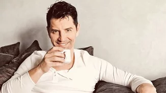 Ο Σάκης Ρουβάς μάς αποκαλύπτει πως είναι το ιδανικό πρωινό!