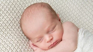 Όχι, το μωρό σου δεν προσπαθεί να σε χειριστεί, προσπαθεί να επικοινωνήσει