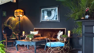 Ένα από τα καλύτερα μπαρ του πλανήτη είναι κρυμμένο σε γήπεδο τένις