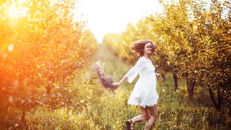 Γρήγορη αποτοξίνωση μετά το Πάσχα | 10 τροφές για να "ξεφουσκώσεις" άμεσα