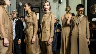 Γυναικείο κοστούμι | Δες πώς θα το συνδυάσεις την Άνοιξη 2018