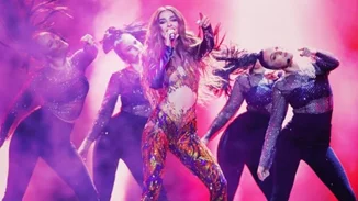 Η Ελένη Φουρέιρα έβαλε φωτιά στο stage του διαγωνισμού στην 1η πρόβα για τον ημιτελικό