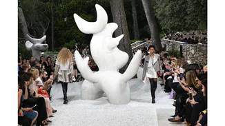 Louis Vuitton Cruise 2019: Μια ωδή στην εκκεντρικότητα από τον Nicolas Ghesquière