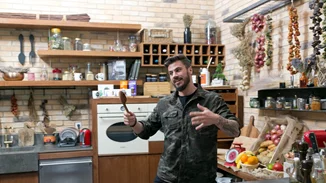 Η APIVITA συνεργάζεται με τον Άκη Πετρετζίκη για έναν διαγωνισμό που δεν πρέπει να χάσεις!