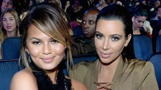 Kim Kardashian | Το όχι και τόσο μικρό δώρο που έκανε στην Chrissy Teigen!