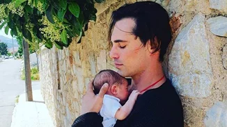 Άνθιμος Ανανιάδης | Η πρώτη βόλτα με τον γιο του Τιμόθεο!