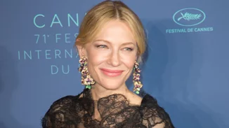 Cate Blanchett | Το αστείο περιστατικό με τον Πρίγκιπα Φίλιππο