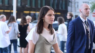 Dree Hemingway | Ουάου! Δες πώς συνδύασε το καλοκαιρινό φόρεμα της