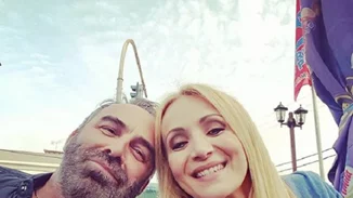 Γρηγόρης Γκουντάρας - Ναταλί Κάκκαβα | Γιόρτασαν 8 χρόνια γάμου