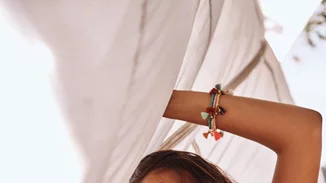 Μαλλιά και επιδερμίδα σε απόλυτη εξωτική διάθεση, ακόμα και αν ο καιρός δεν βοηθάει!