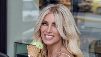 Κατερίνα Καινούργιου | Ανοιξιάτικη βόλτα στην Κηφισιά