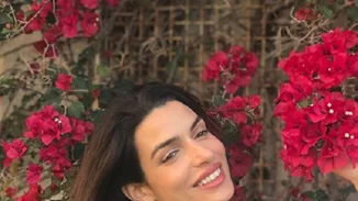 Τόνια Σωτηροπούλου |  Έκπληξη στον Κωστή Μαραβέγια για τα γενέθλιά του