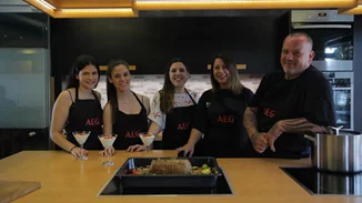 AEG x Missbloom | Όταν μαγειρέψαμε με τον Δημήτρη Σκαρμούτσο!