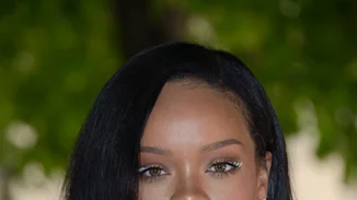 Το beauty tutorial της Rihanna: Κάνε το μακιγιάζ της on camera βήμα προς βήμα
