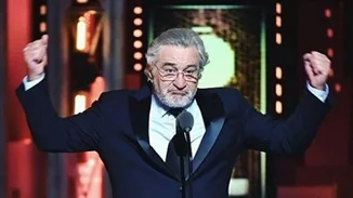 Robert De Niro | Γιατί έβρισε τον Donald Trump στα Tony Awards;