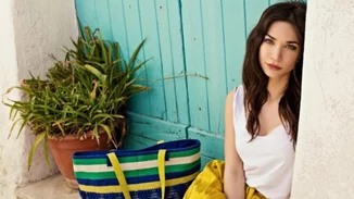 H Κατερίνα Γερονικολού πρωταγωνιστεί στη νέα ψηφιακή καμπάνια της Carpisa