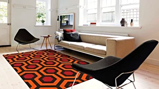 Τo site που θα σου ντύσει το σπίτι σαν να είναι σκηνικό από την αγαπημένη σου ταινία